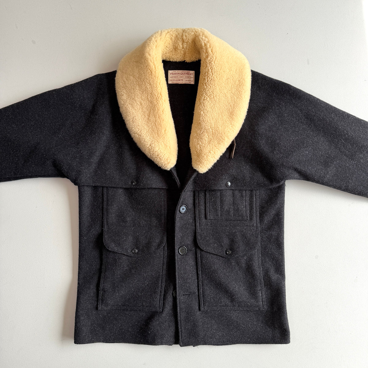 Filson (L) Shearling Collar Charcoal Mackinaw Wool Packer Coat