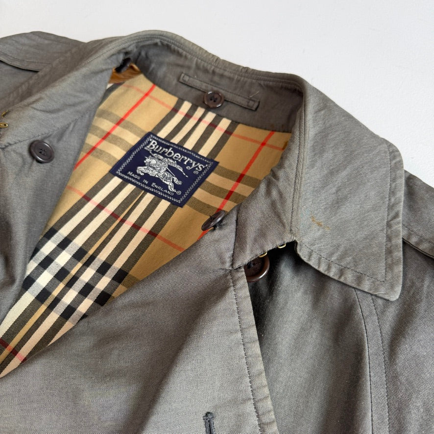 VNTG Burberry (44L) 100% Cotton Gabardine Double Breast Gray Trench Coat