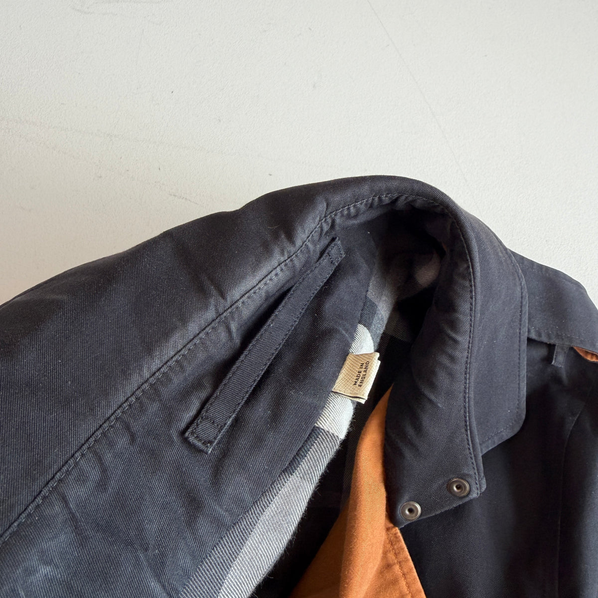 Burberry (38R / 48IT) 100% Cotton Gabardine Contrast Black Trench Coat