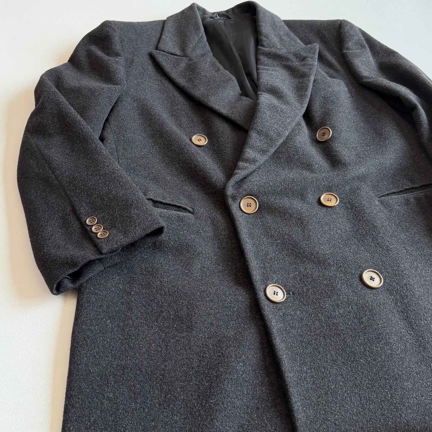 VNTG Giorgio Armani (42 / 52) 100% Cashmere Double Breast Overcoat