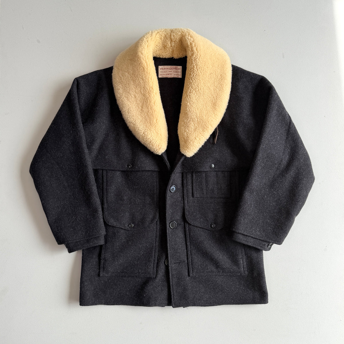 Filson (L) Shearling Collar Charcoal Mackinaw Wool Packer Coat